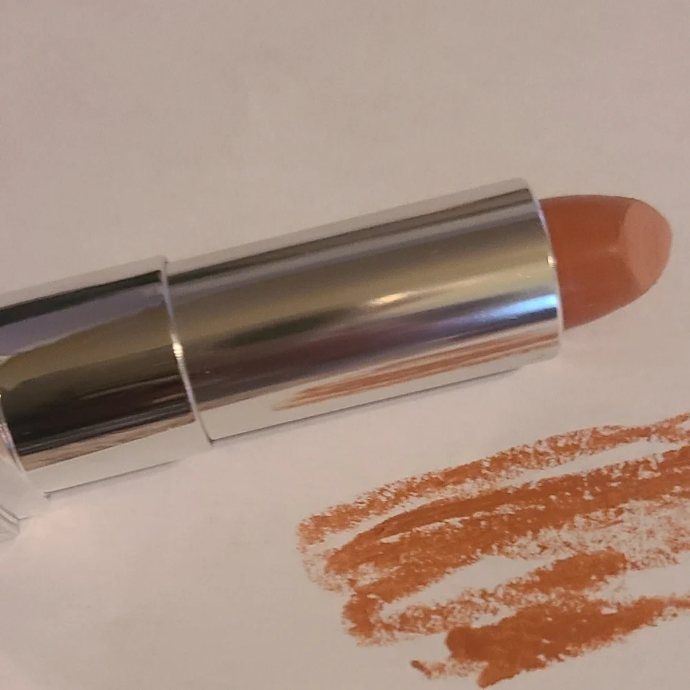 3 for 10🌼 Maybellibe cream lipstick naked dare